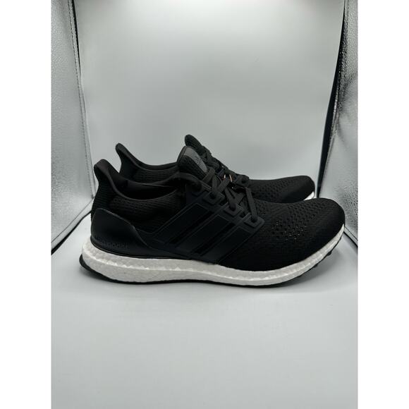 Adidas UltraBoost 1.0 DNA “Black White” size 9.5 mens - Picture 3 of 7